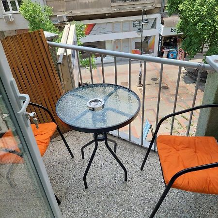 City Lux Square Apartments Скоп'є Екстер'єр фото