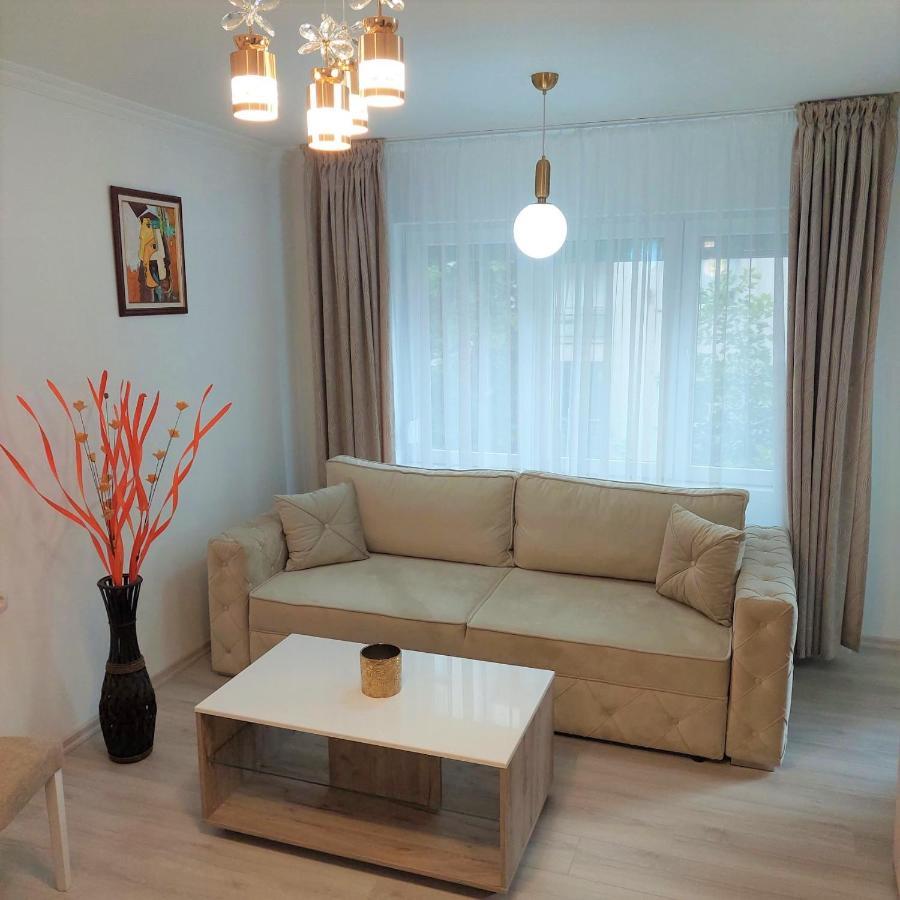 City Lux Square Apartments Скоп'є Екстер'єр фото