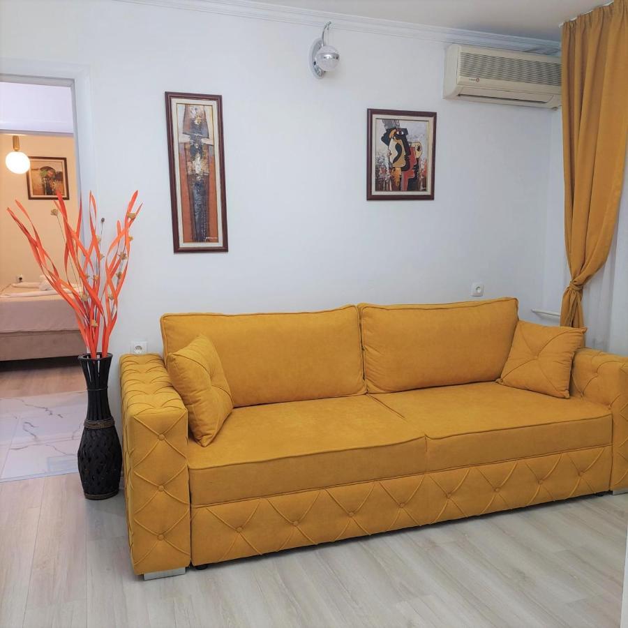 City Lux Square Apartments Скоп'є Екстер'єр фото